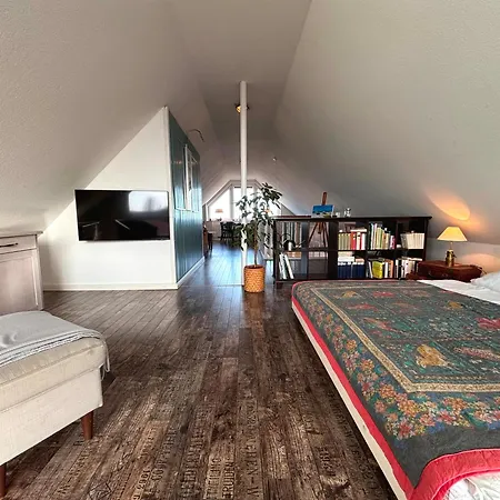 Sonnendeck Daire Schonberger Strand