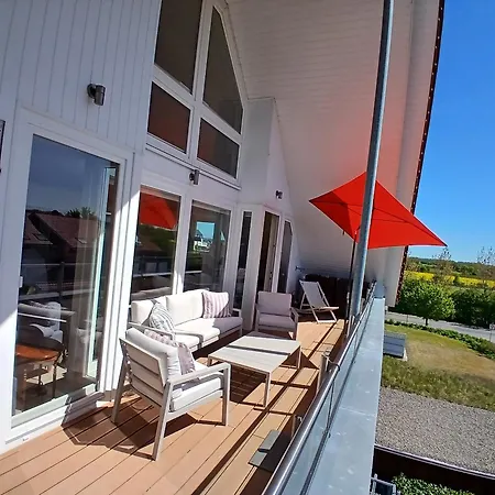 Sonnendeck * Schonberger Strand